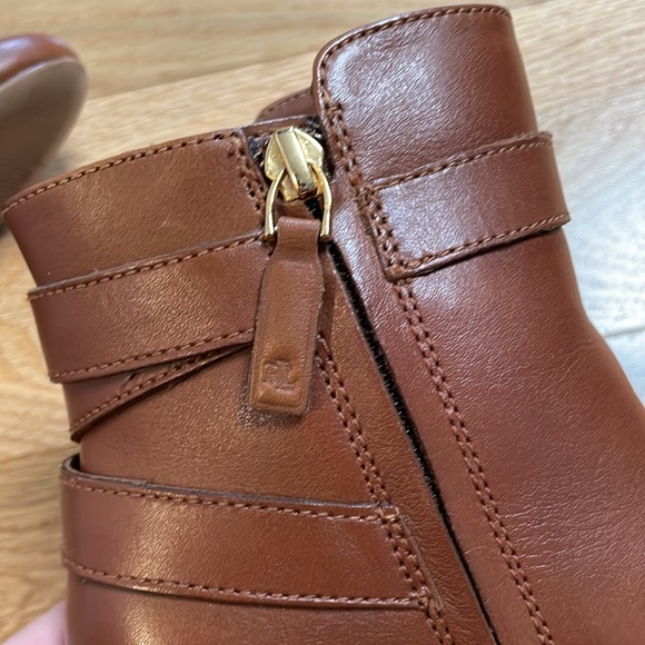 Like New- Ralph Lauren - Madelyn Burnished Leather Bootie - Picture 6 of 7